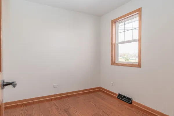 $425,000 | 39763 North Rena Avenue, Antioch, IL 60002