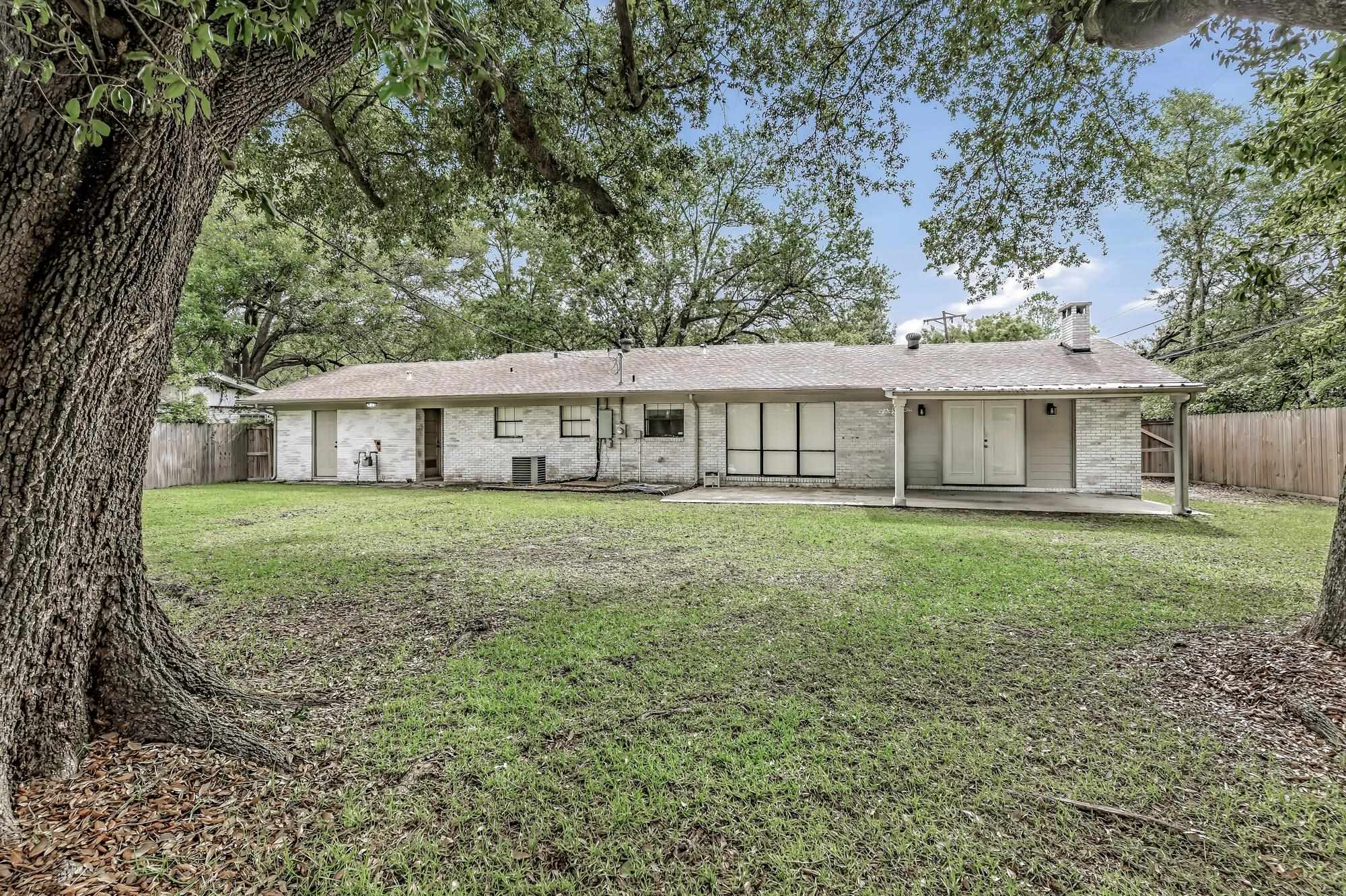835 Howell Street Beaumont, TX 77706 - Photo 25 of 31