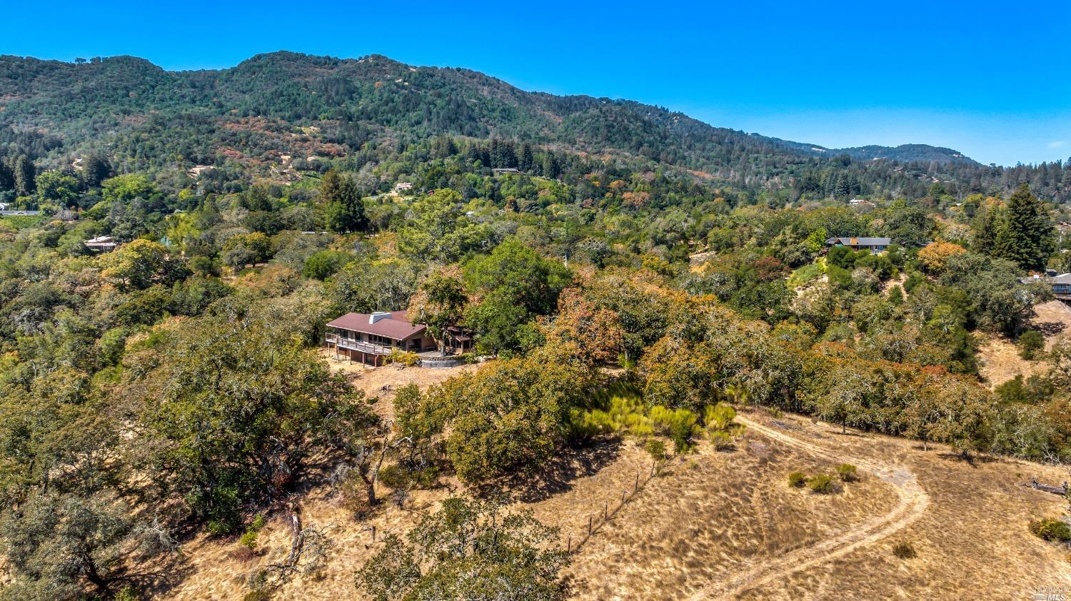 1880 Katie Lane, Sonoma, CA 95476 Compass