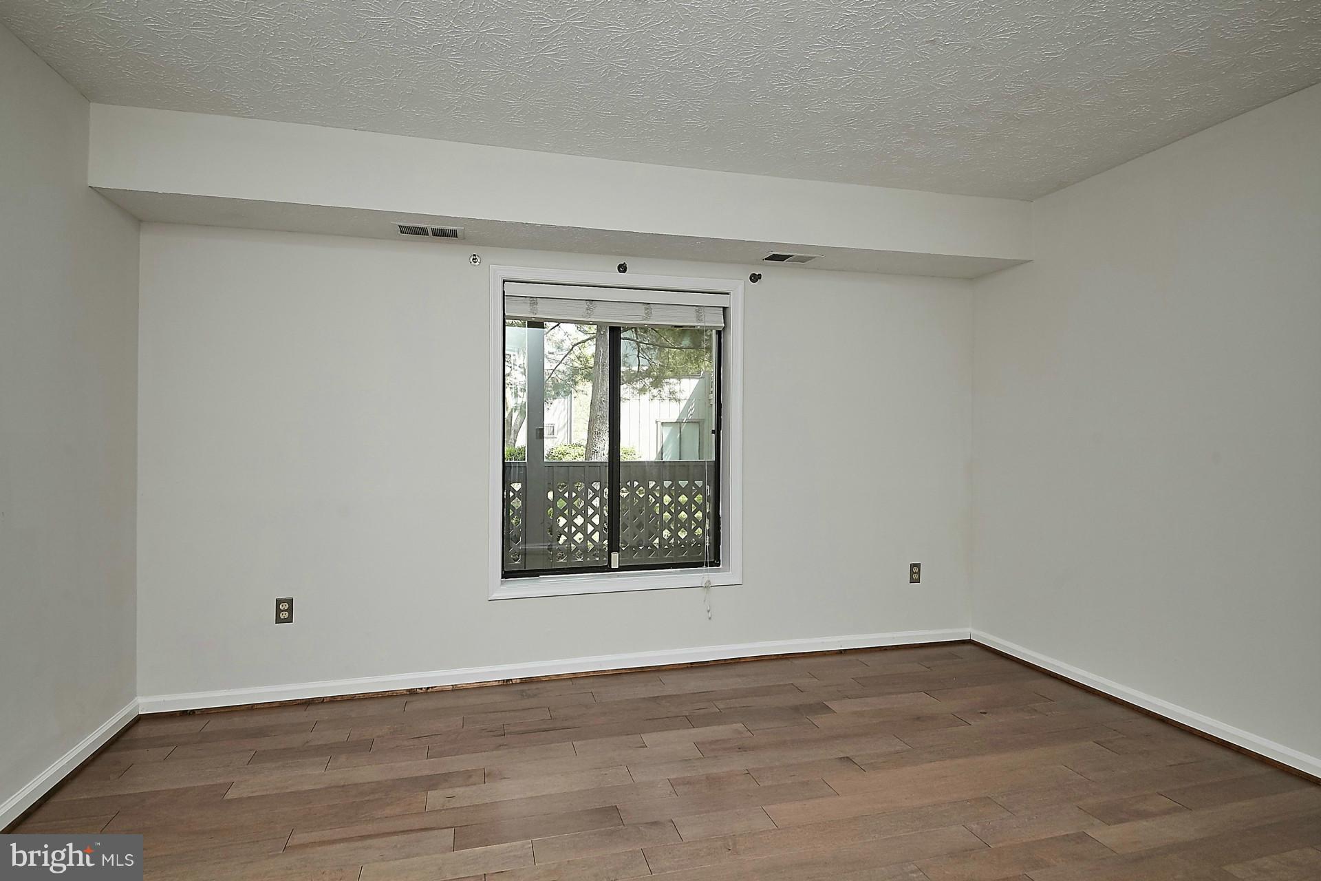2265 Hunter's Run Drive, Unit 2265 Reston, VA 20191 - Photo 21 of 30 Bedroom