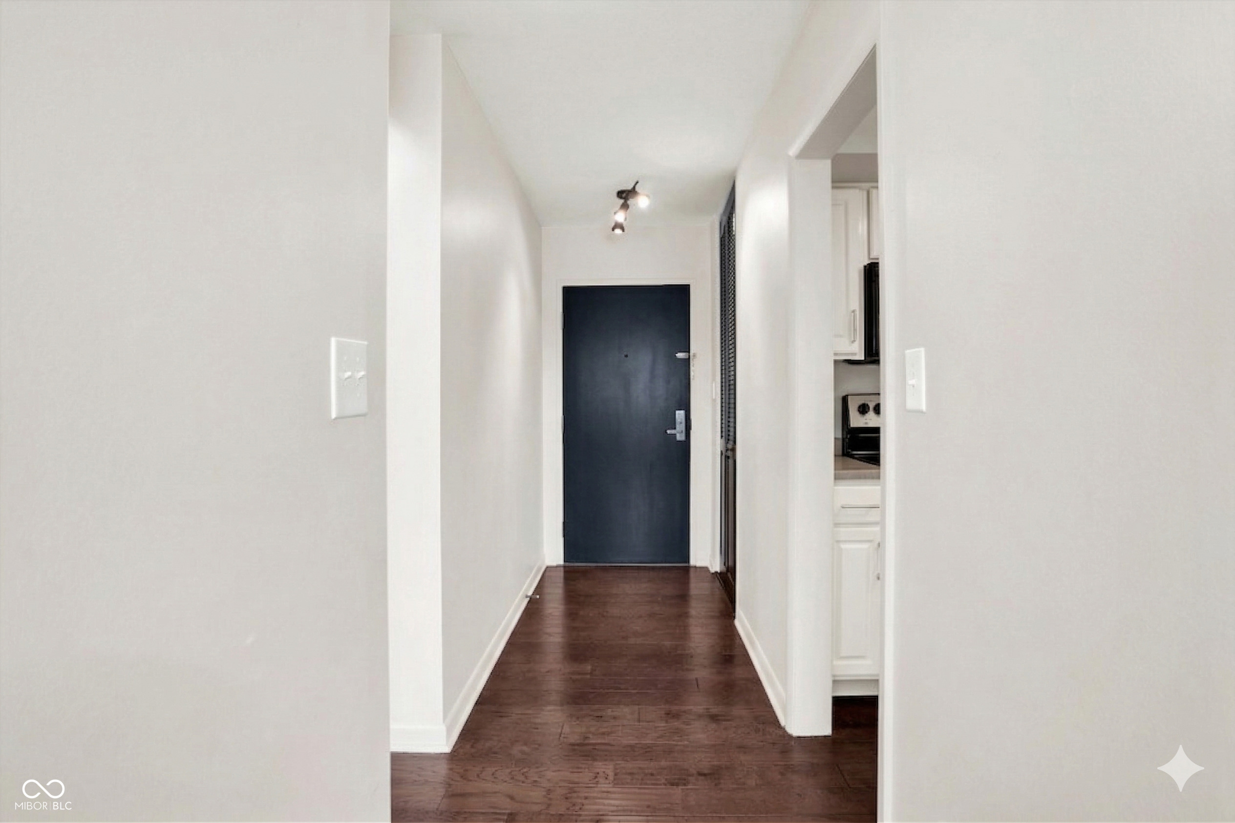 3965 North Meridian Street, Unit 5E Indianapolis, IN 46208 - Photo 4 of 28