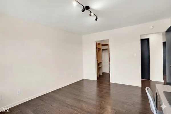 $130,000 | 3965 North Meridian Street, Unit 5E, Indianapolis, IN 46208