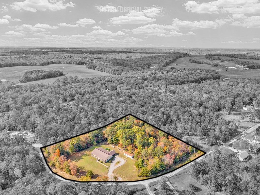 908 River Chase Trail Clarkrange, TN 38553 - Photo 39 of 46 a view of a swimming pool