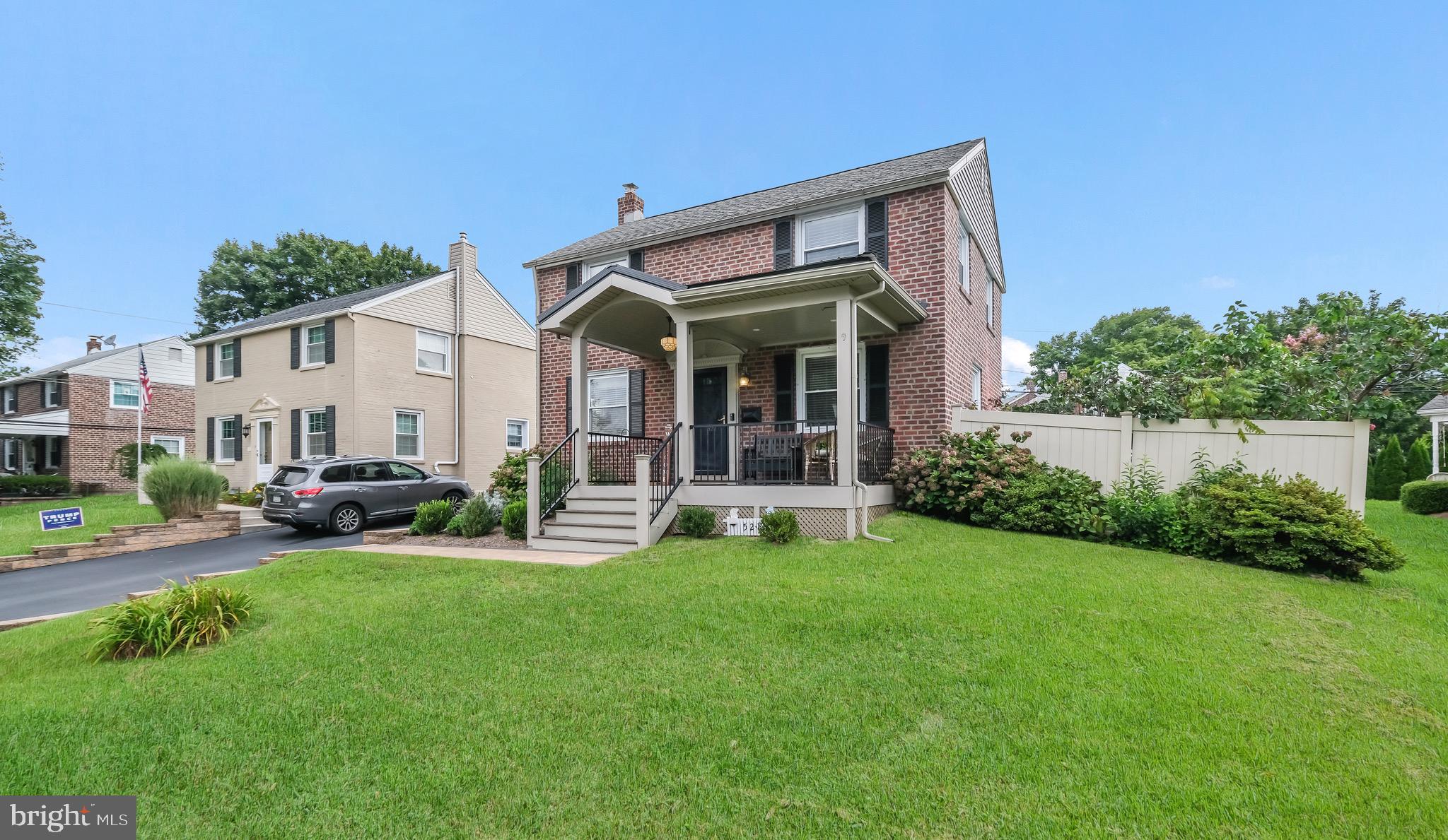 521 Springview Lane Springfield, PA 19064 - Photo 3 of 39 Gallery Image 3