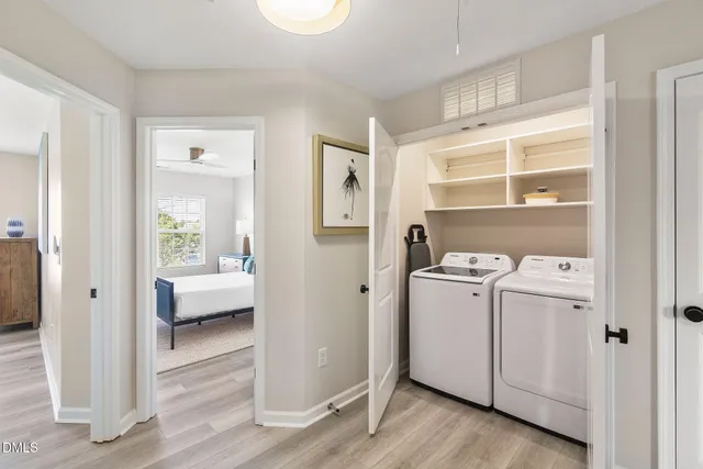 a view of utility room with washer and dryer