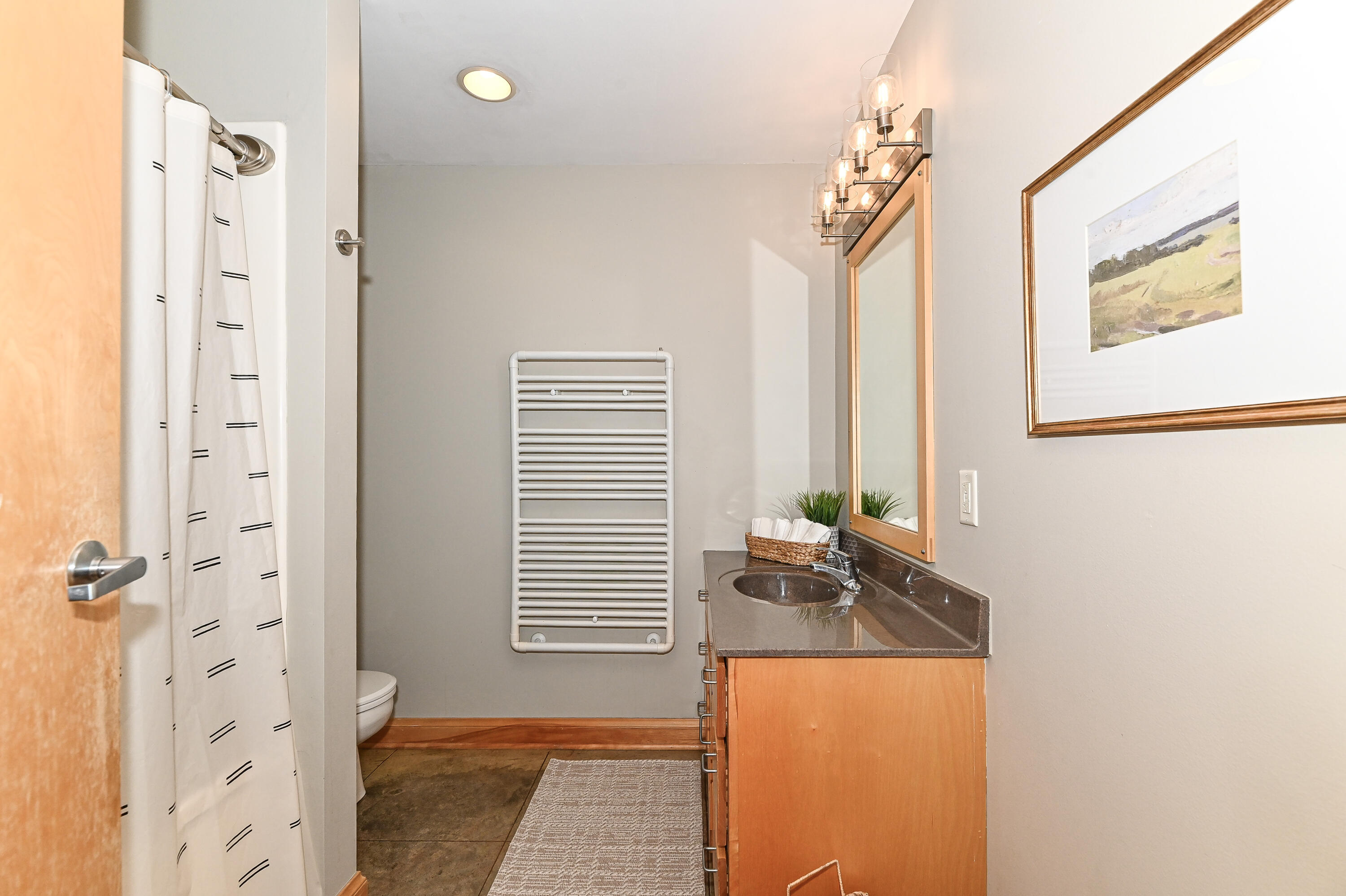 904 East Pearson Street, Unit 401 Milwaukee, WI 53202 - Photo 20 of 43 Pearson-22