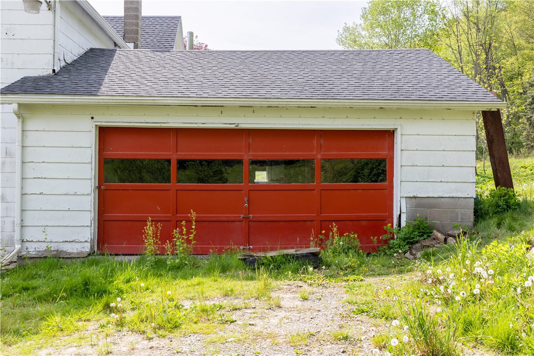 9127 State Rte 21 Fremont, NY 14826 - Photo 23 of 35 Garage