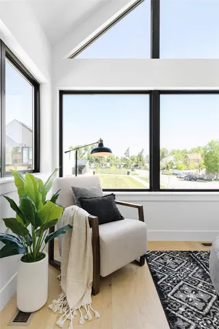 a bathroom with a bathtub and toilet