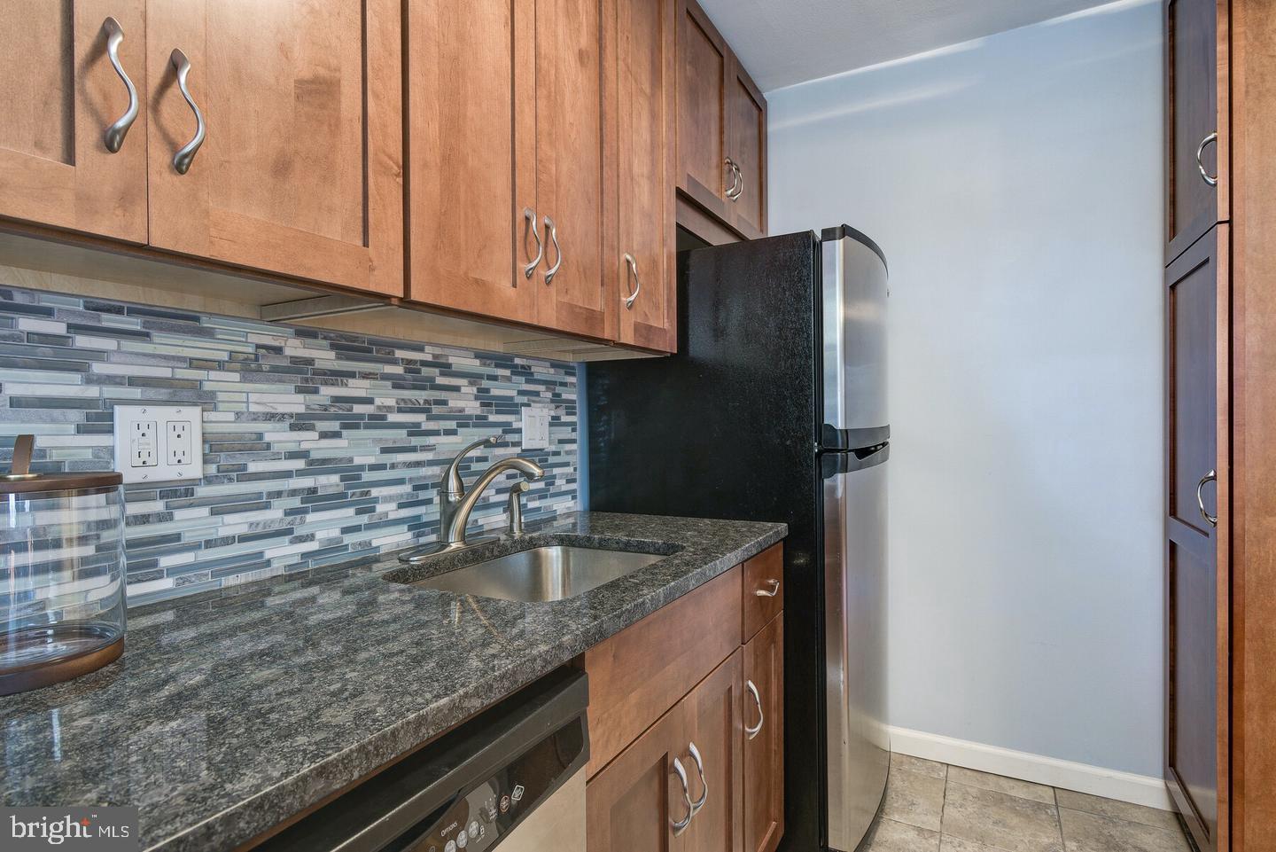 2402 Colston Drive, Unit 2402C Silver Spring, MD 20910 - Photo 13 of 23