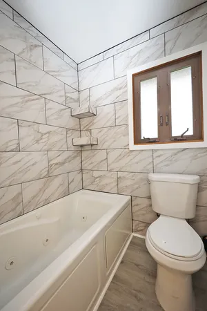 $3,100 | 661 Sycamore Drive, Elk Grove Village, IL 60007