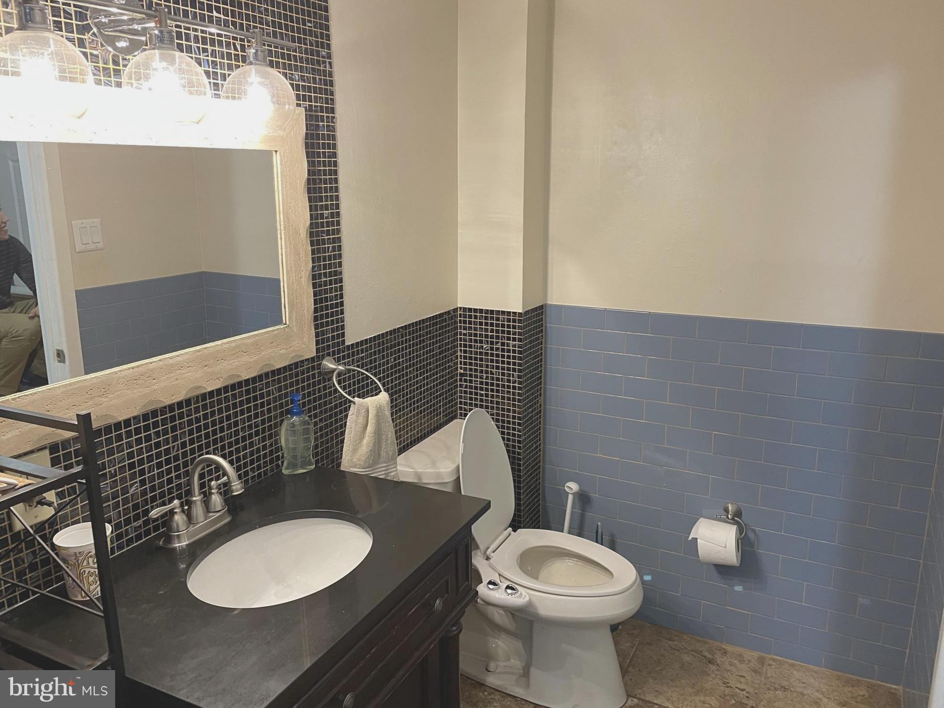 612 Rodman Street Philadelphia, PA 19147 - Photo 5 of 9