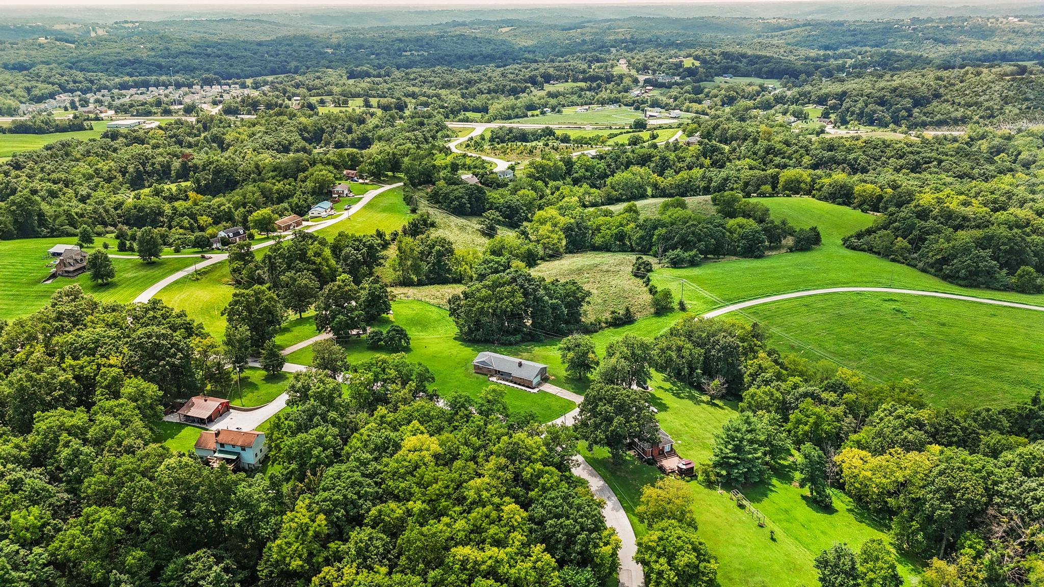 1182 Siry Road California, KY 41007 - Photo 30 of 30 DJI_20260813144114_0147_D
