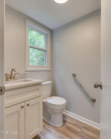 $239,000 | 6 Windridge Court, Unit 6, Johnson City, TN 37601