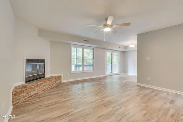 $234,000 | 6 Windridge Court, Unit 6, Johnson City, TN 37601