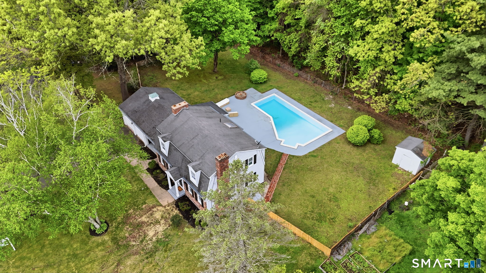 35 Hollow Brook Road Windsor, CT 06095 - Photo 5 of 40