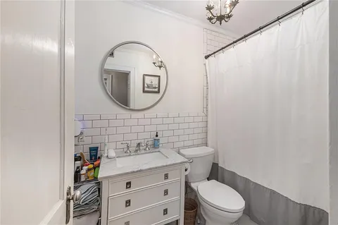 $370,000 | 5925 Alhambra Street, Fairway, KS 66205