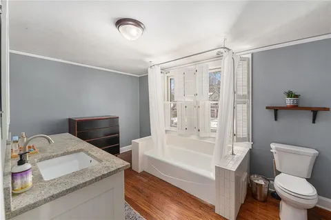 $370,000 | 5925 Alhambra Street, Fairway, KS 66205