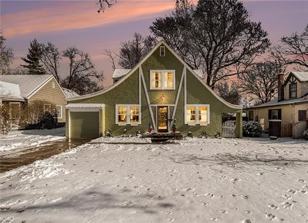 $370,000 | 5925 Alhambra Street, Fairway, KS 66205