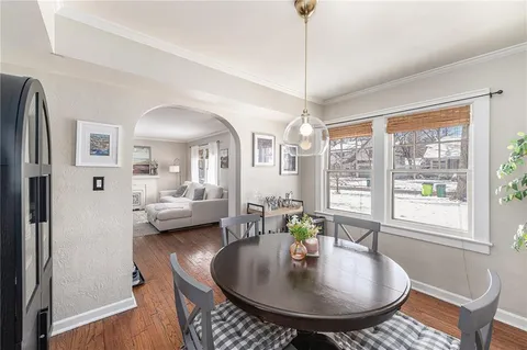 $370,000 | 5925 Alhambra Street, Fairway, KS 66205