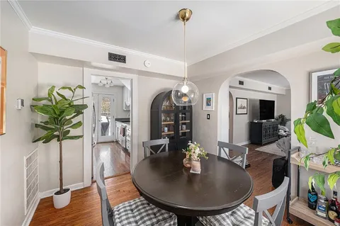 $370,000 | 5925 Alhambra Street, Fairway, KS 66205