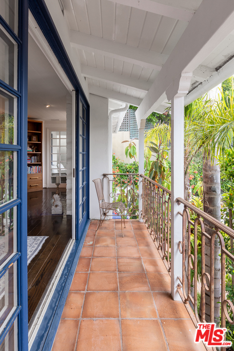 548 Dryad Road Santa Monica, CA 90402 - Photo 24 of 34 a view of a room with windows