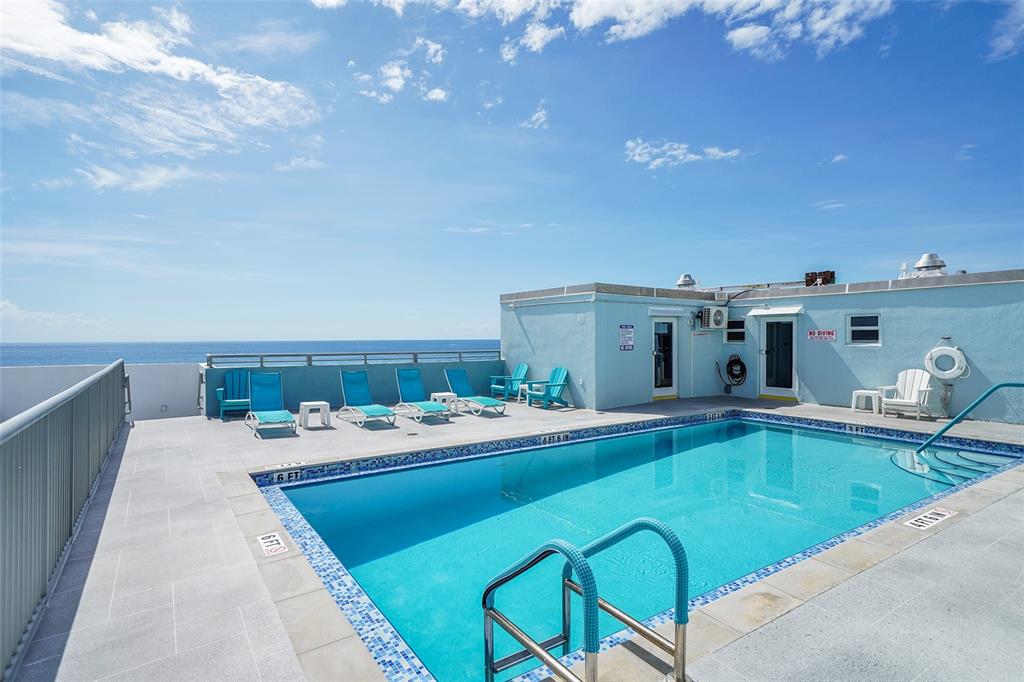 400 North Surf Road, Unit 703 Hollywood, FL 33019 - Photo 42 of 50 a outdoor view with a sitting space