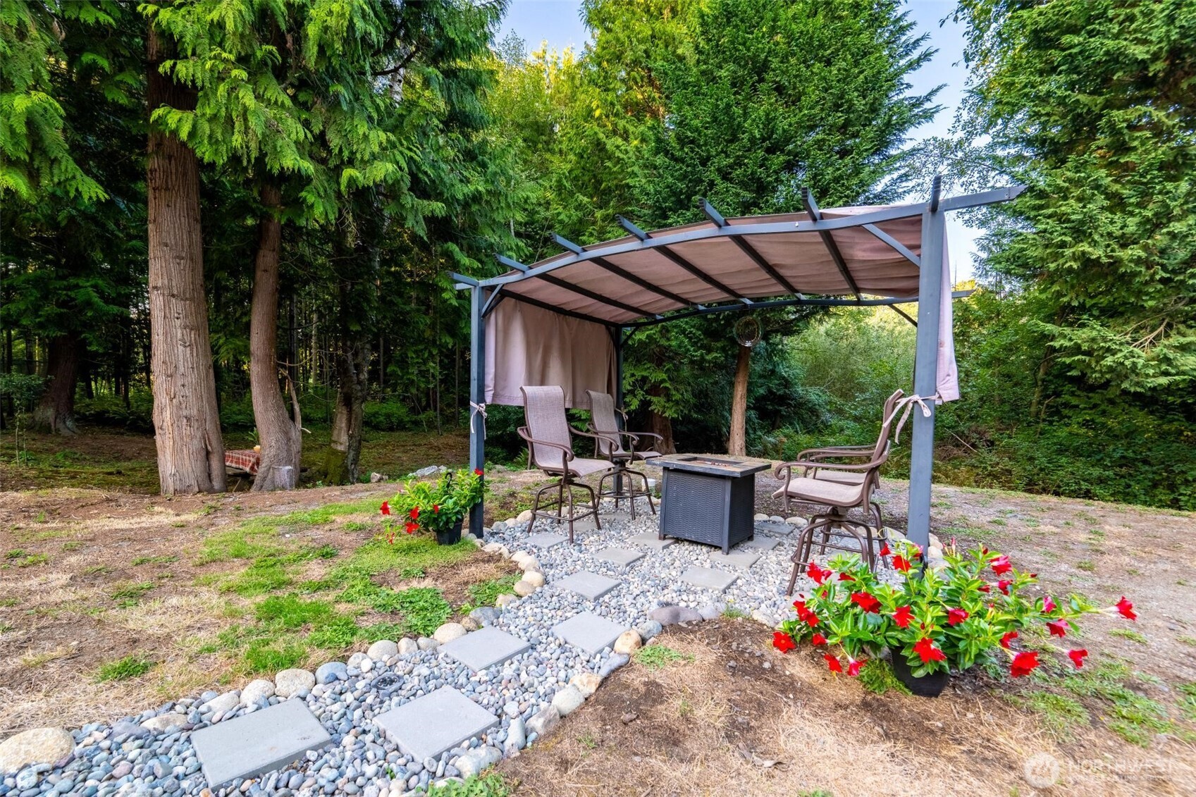 3695 Grandview Road Ferndale, WA 98248 - Photo 35 of 40 Gallery Image 35
