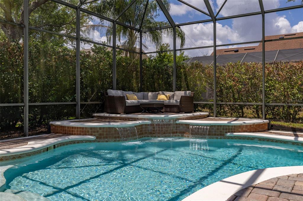 8351 Bowden Way Windermere, FL 34786 - Photo 46 of 71 a view of a garden with a bench