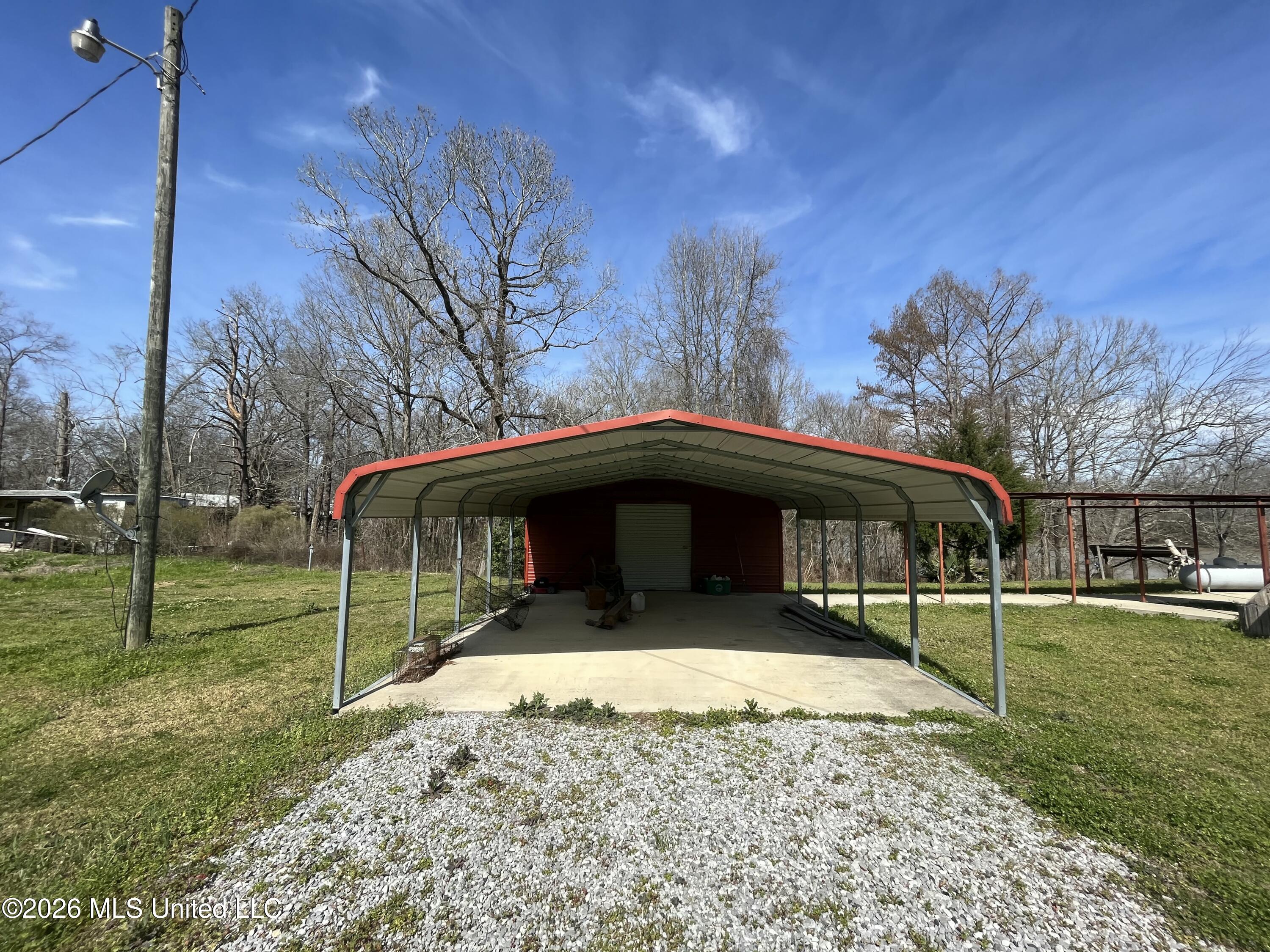 112 Ronald Road Monterey, LA 71354 - Photo 2 of 24 IMG_2903