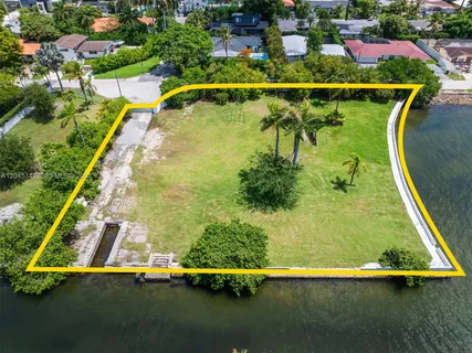 $15,988,000 | 1132 Northeast 84th Street, Miami, FL 33138