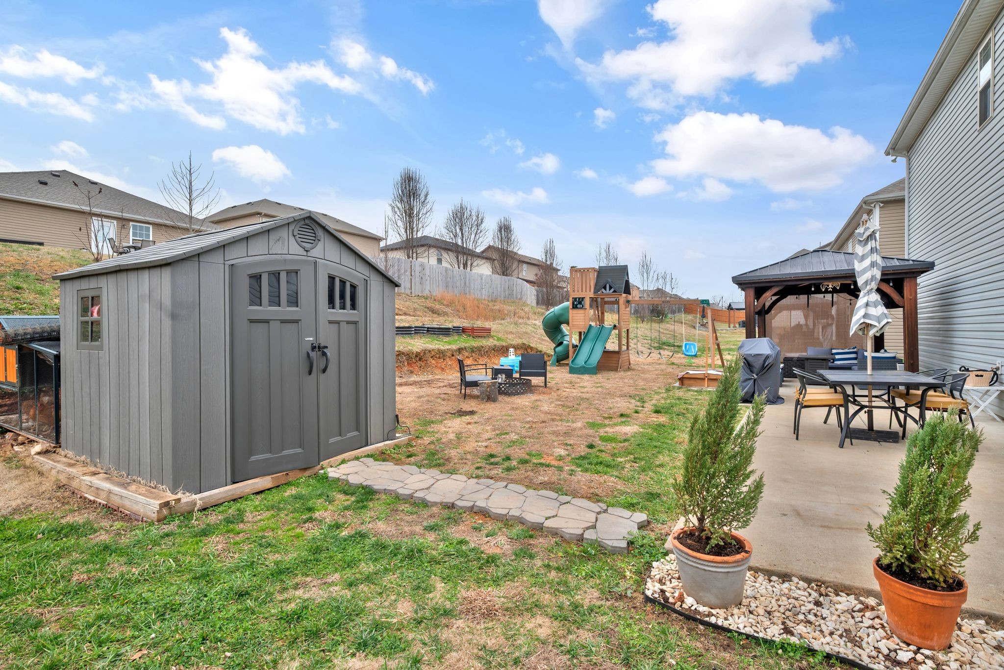 1043 Berra Drive Springfield, TN 37172 - Photo 31 of 33 a view of a terrace with chairs
