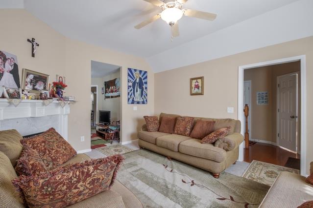 2848 Evergreen Ridge Point Nashville, TN 37217 - Photo 3 of 17 Gallery Image 3