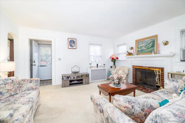 $599,000 | 619 Ashland Avenue, Baldwin, NY 11510