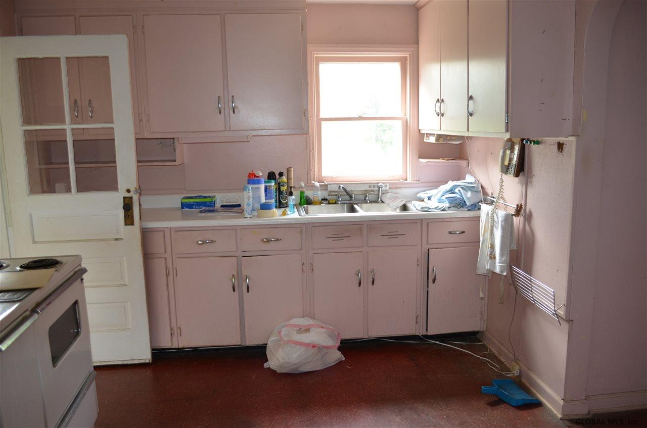 69 Jenkins Road Ballston, NY 12027 - Photo 11 of 25 Photo 11