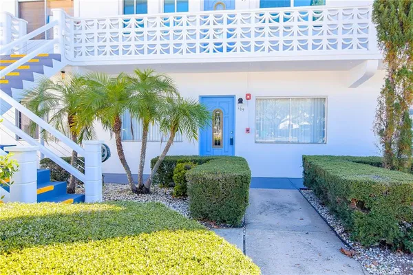 $89,000 | 8325 112th Street North, Unit 109, Seminole, FL 33772