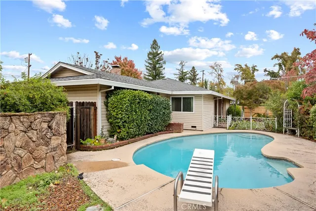 $410,000 | 1 Cottage Circle, Chico, CA 95926