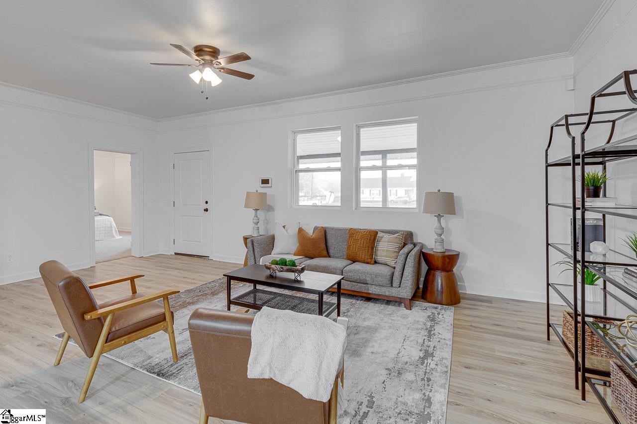 103 Pendleton Road Greenville, SC 29611 - Photo 8 of 30 Gallery Image 8