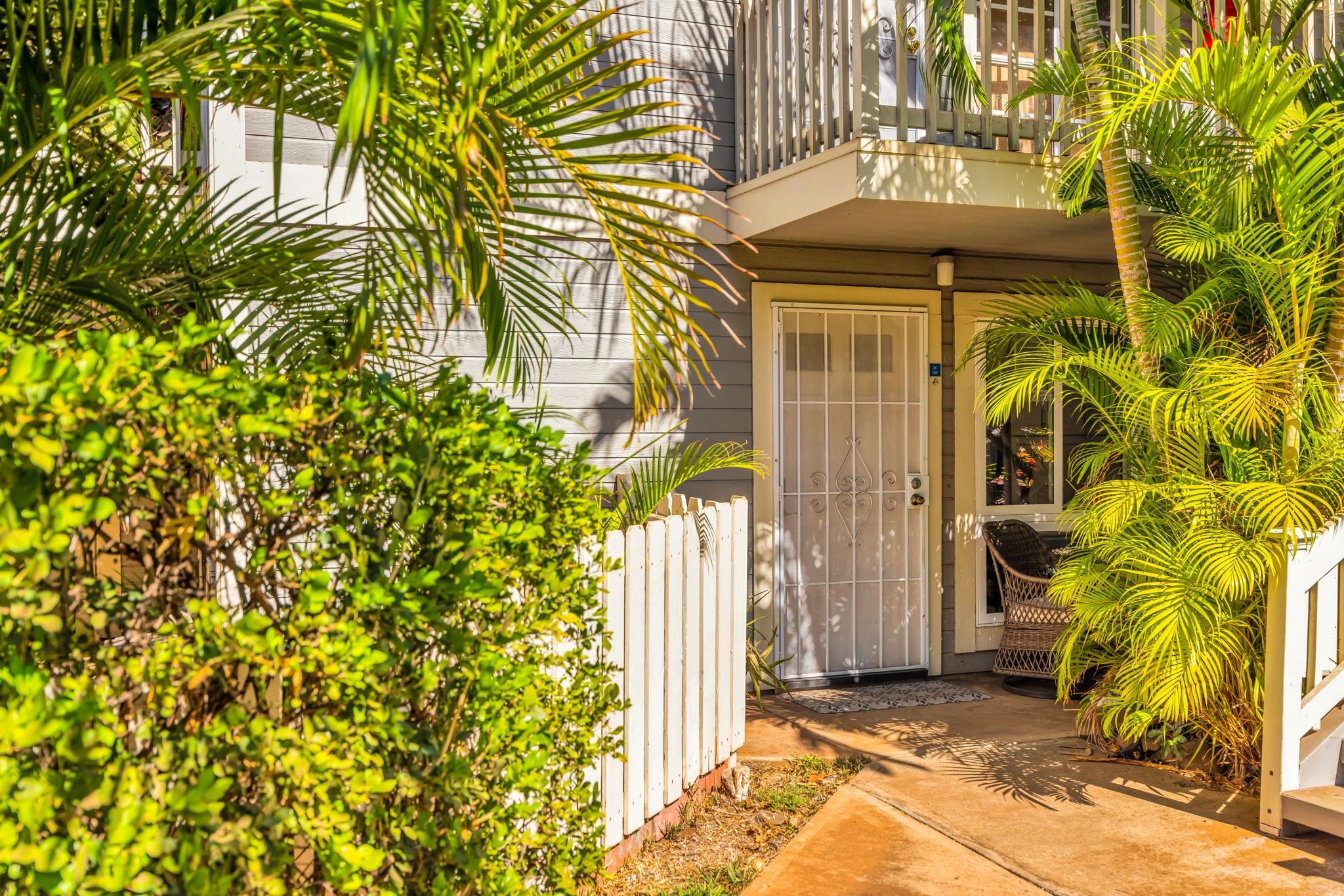 140 Uwapo Road, Unit 36104 Kihei, HI 96753 - Photo 28 of 33 a view of a house with a tree
