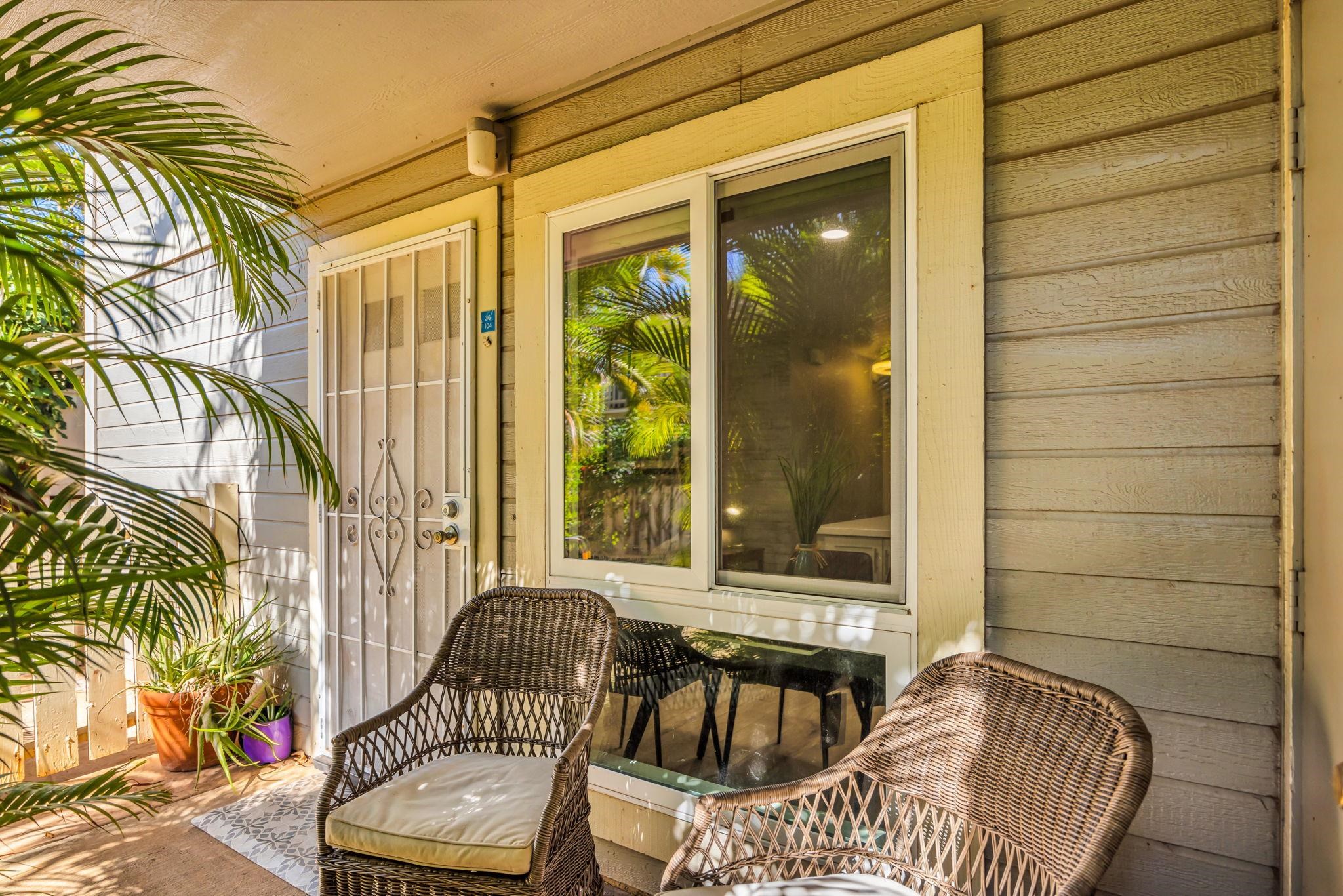140 Uwapo Road, Unit 36104 Kihei, HI 96753 - Photo 29 of 33 a view of a balcony with furniture