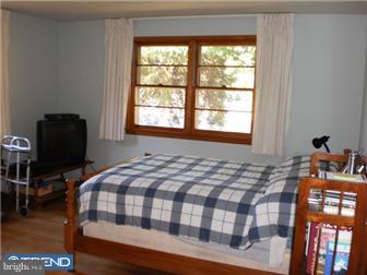 38 Cranbrook Road Hamilton Square, NJ 08690 - Photo 8 of 8 Bedroom - Main