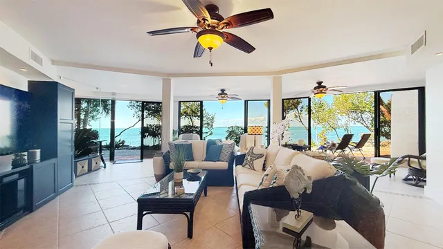 $1,995,000 | 96000 Overseas Highway, Unit EE1, Key Largo, FL 33037