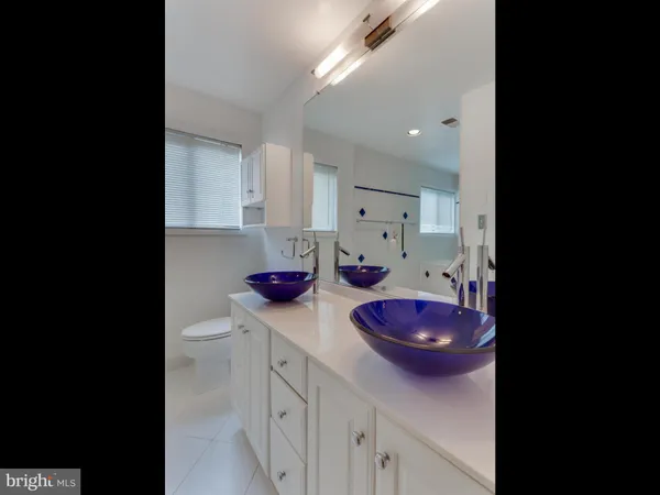 $1,975 | 103 Skyhill Road, Unit 6, Alexandria, VA 22314