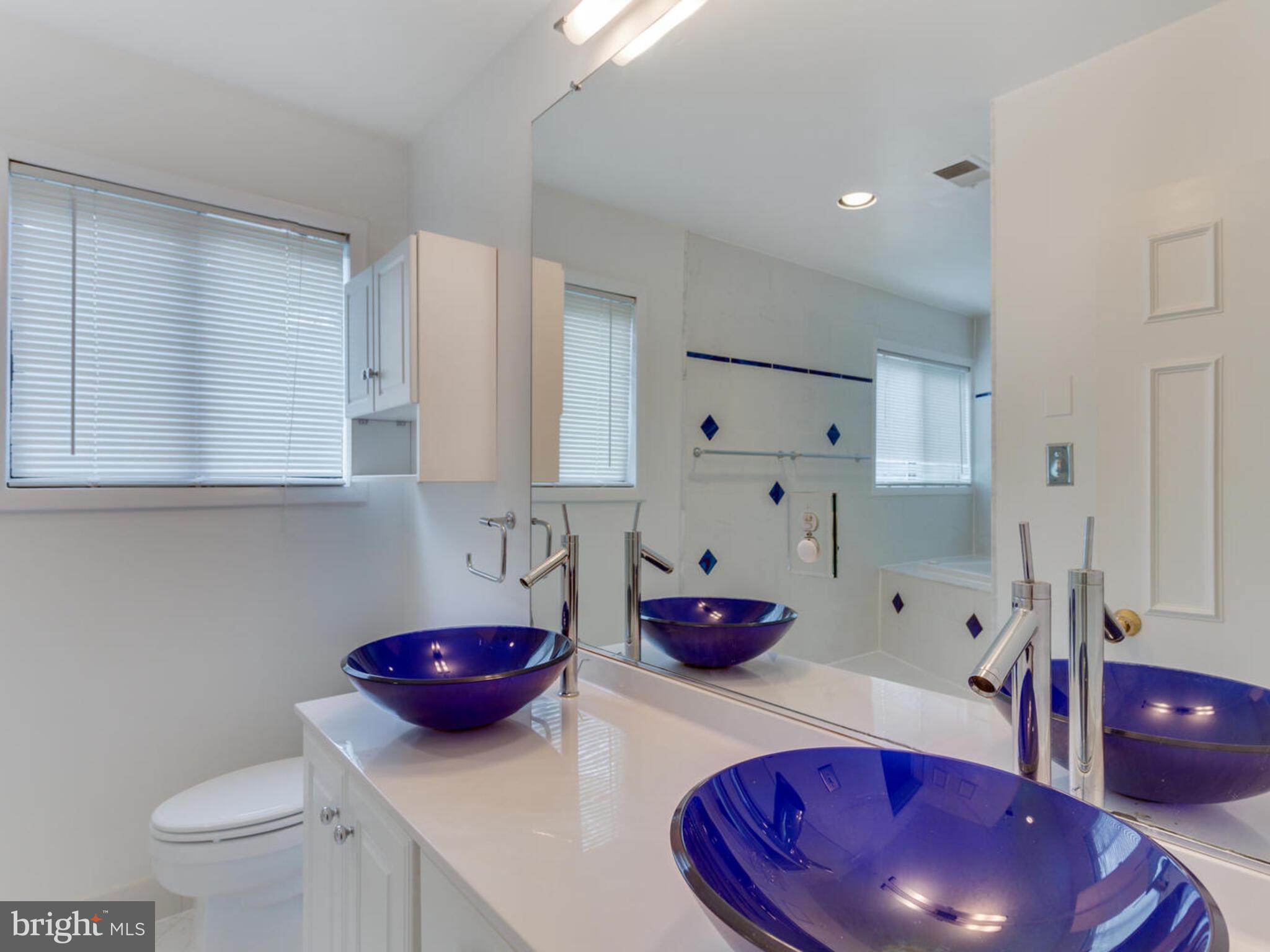 103 Skyhill Road, Unit 6 Alexandria, VA 22314 - Photo 26 of 31