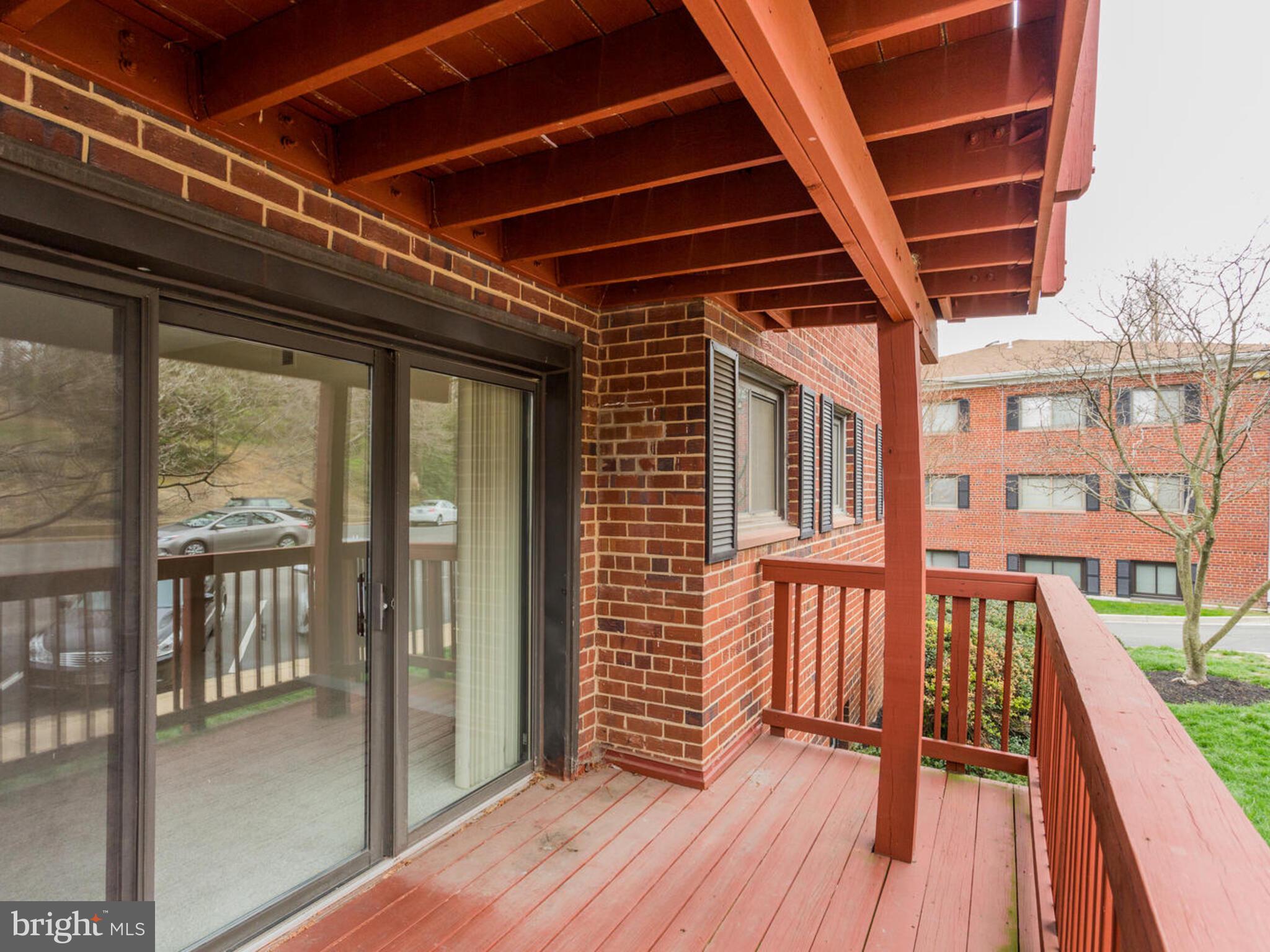 103 Skyhill Road, Unit 6 Alexandria, VA 22314 - Photo 30 of 31