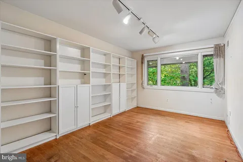 $1,300,000 | 9009 Charred Oak Drive, Bethesda, MD 20817
