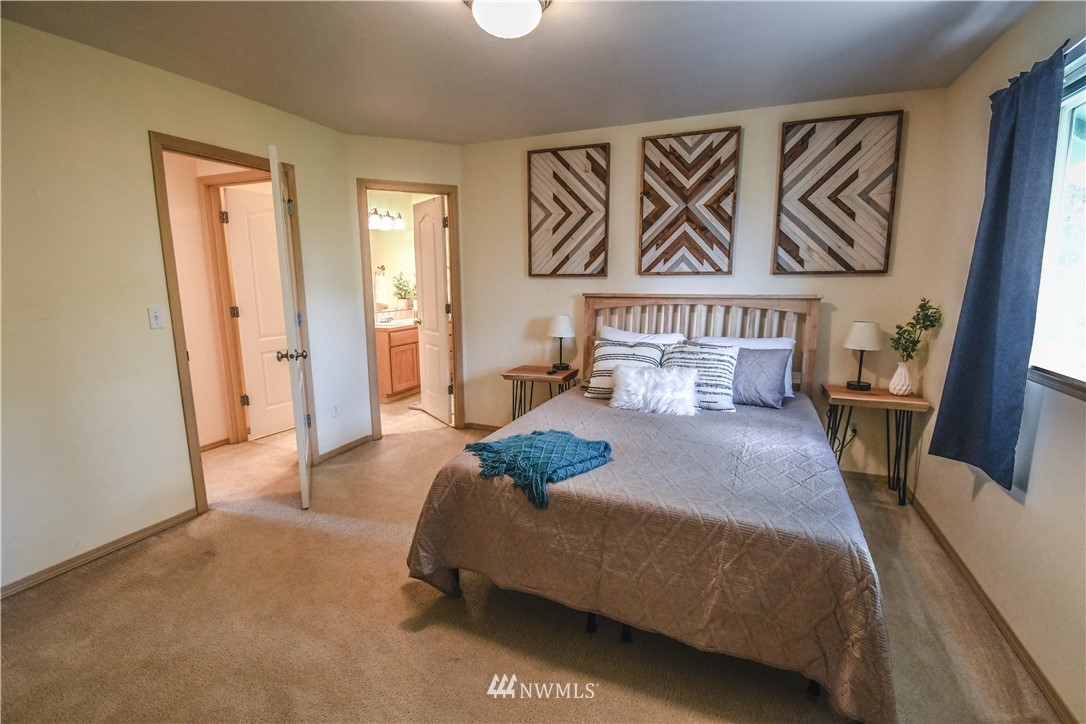 219 Elm Street Bremerton, WA 98310 - Photo 16 of 39 Gallery Image 16