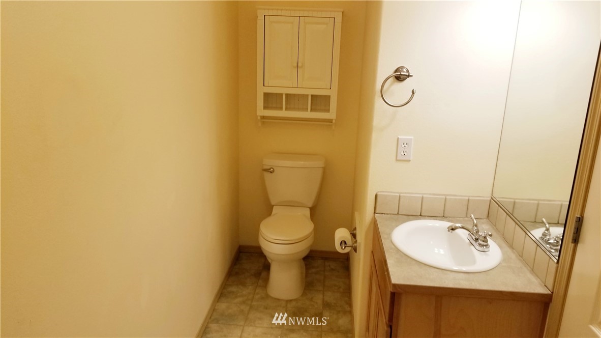 219 Elm Street Bremerton, WA 98310 - Photo 29 of 39 Gallery Image 29