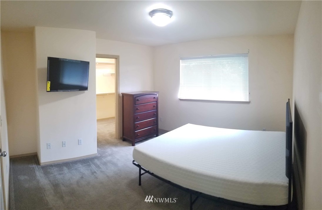 219 Elm Street Bremerton, WA 98310 - Photo 35 of 39 Gallery Image 35
