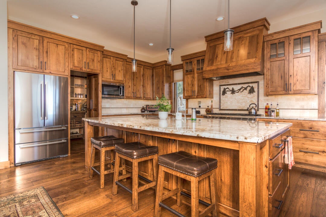 10760 Rockside Court Redmond, OR 97756 - Photo 15 of 67 Rockside Ct 10760 Web (16 of 60)