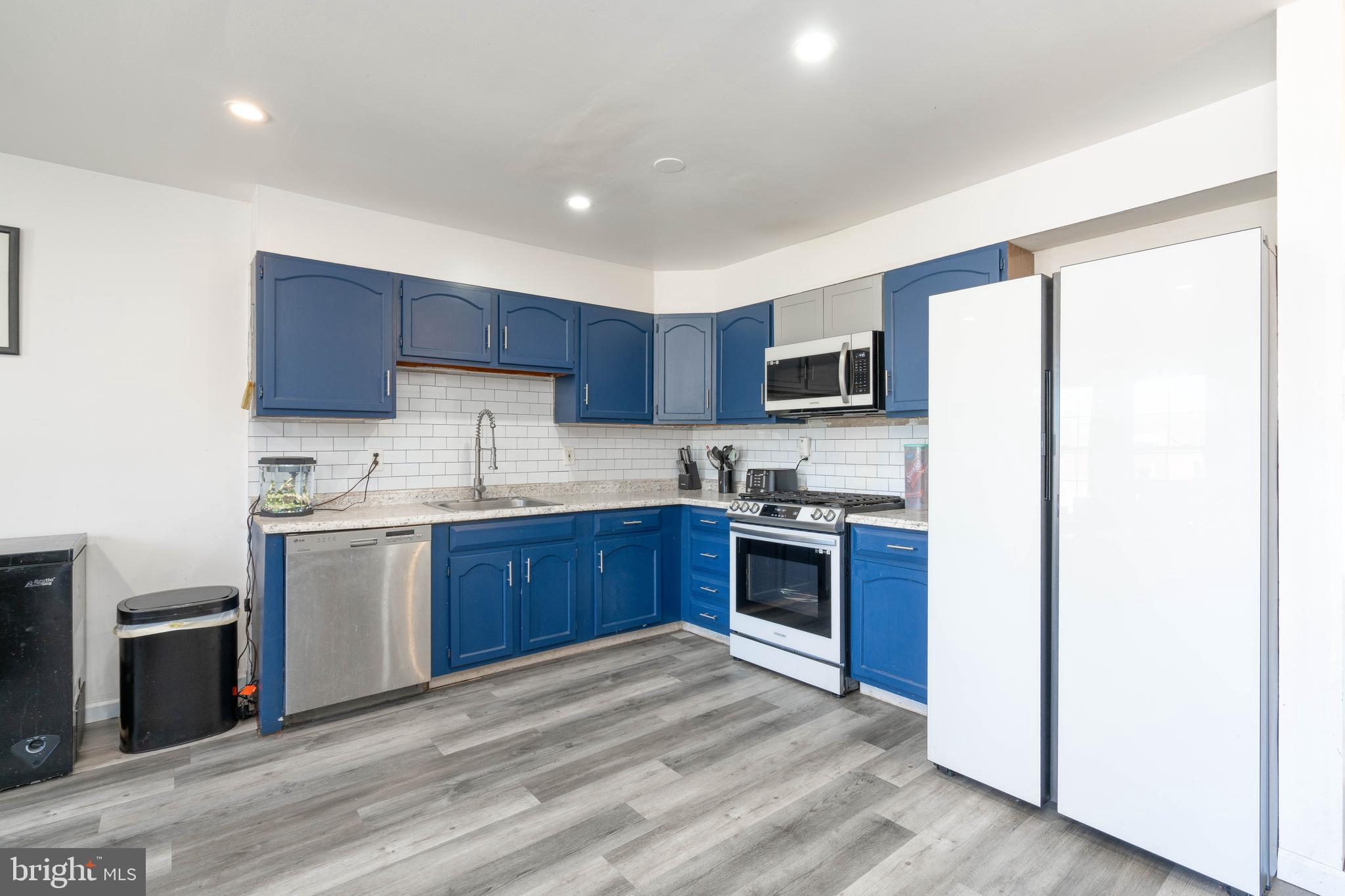 903 Blake Drive Mays Landing, NJ 08330 - Photo 4 of 23